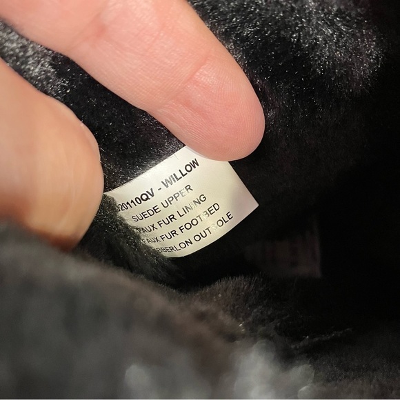 Lamo suede boots black size 9 - Picture 6 of 8